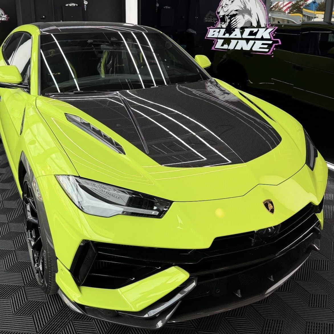 Lamborghini Urus Lackaufbereitung vor Folierung in Böblingen